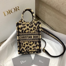 Christian Dior Shopping Bags